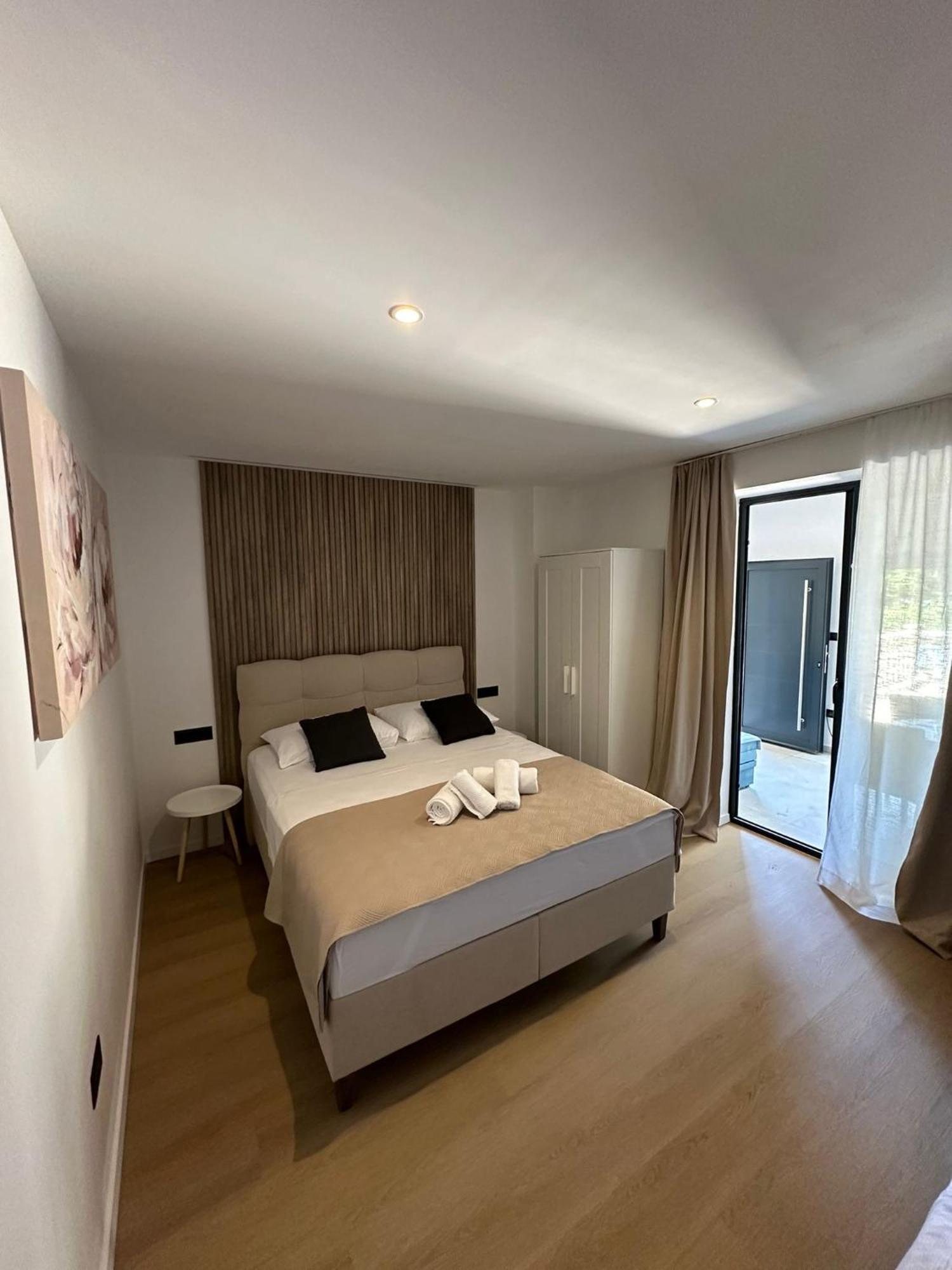 Apartments Plavi Val Baška Voda Extérieur photo