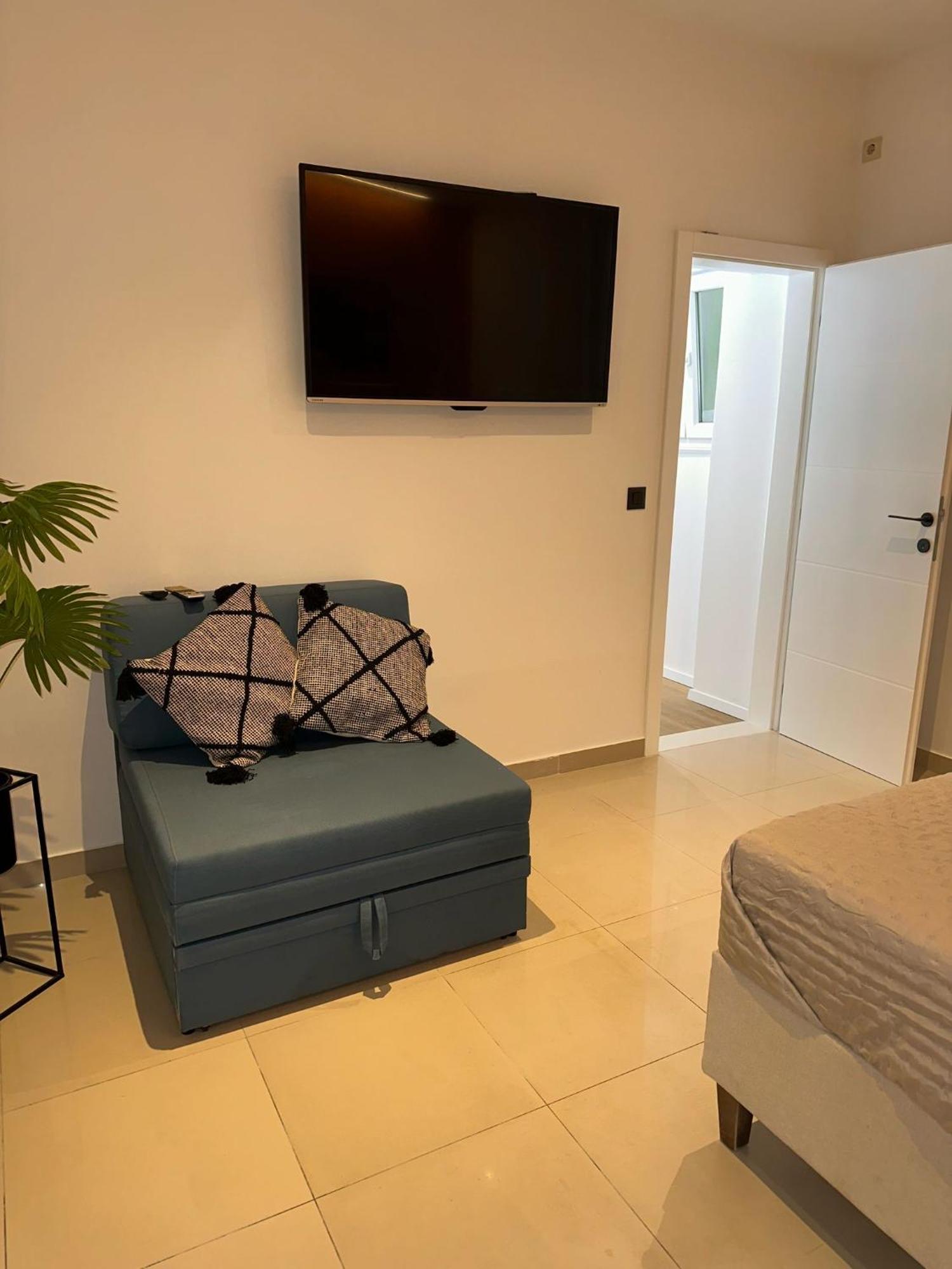 Apartments Plavi Val Baška Voda Extérieur photo